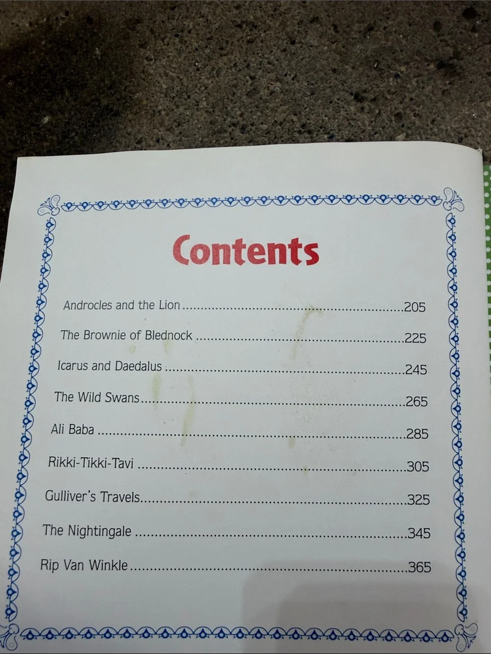 Best-Loved Children's Stories - Illustrated Kids Book (Cream)
